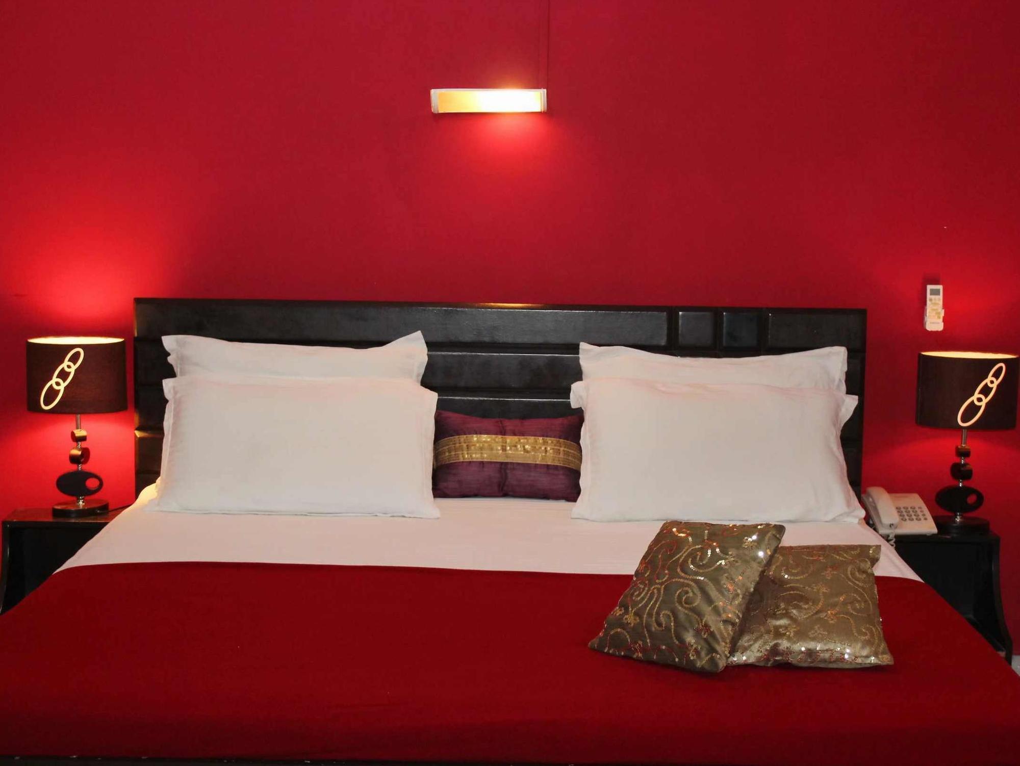 The New Casablanca Boutique Hotel Μπανγκαλόρ Εξωτερικό φωτογραφία